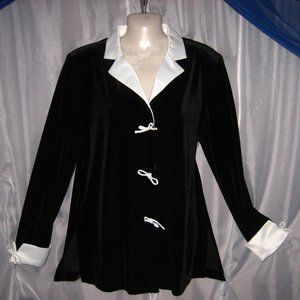 Lg.XLg.(14)Black velvet women's top,long tops,blouce,white satin cuffs,collar,